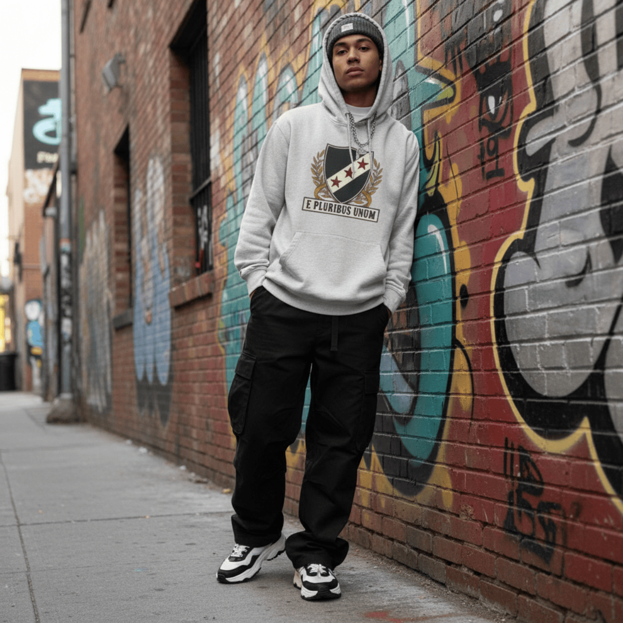 Hoodie XS / Heather Grey E Pluribus Unum Crest | Vintage Shield Midweight Pullover | Hoodie