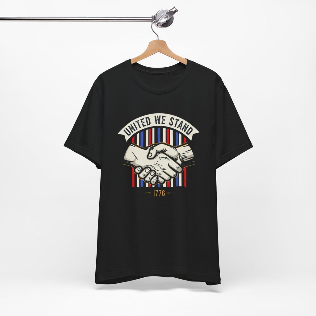 T-Shirt United We Stand 1776 — Patriotic American Handshake Tee