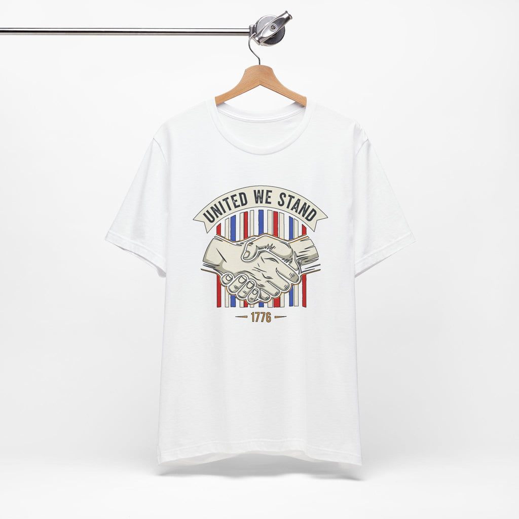 T-Shirt United We Stand 1776 — Patriotic American Handshake Tee